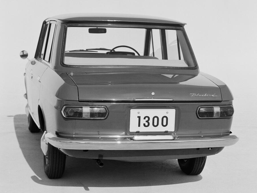  Datsun Bluebird 1966 года  (фото 6 из 6)